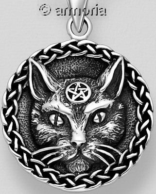 Pendentif Tête de Chat au Pentacle cerclé d'entrelacs en argent