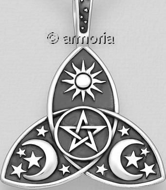 Pendentif Triquetra avec pentacle, lune et soleil en argent